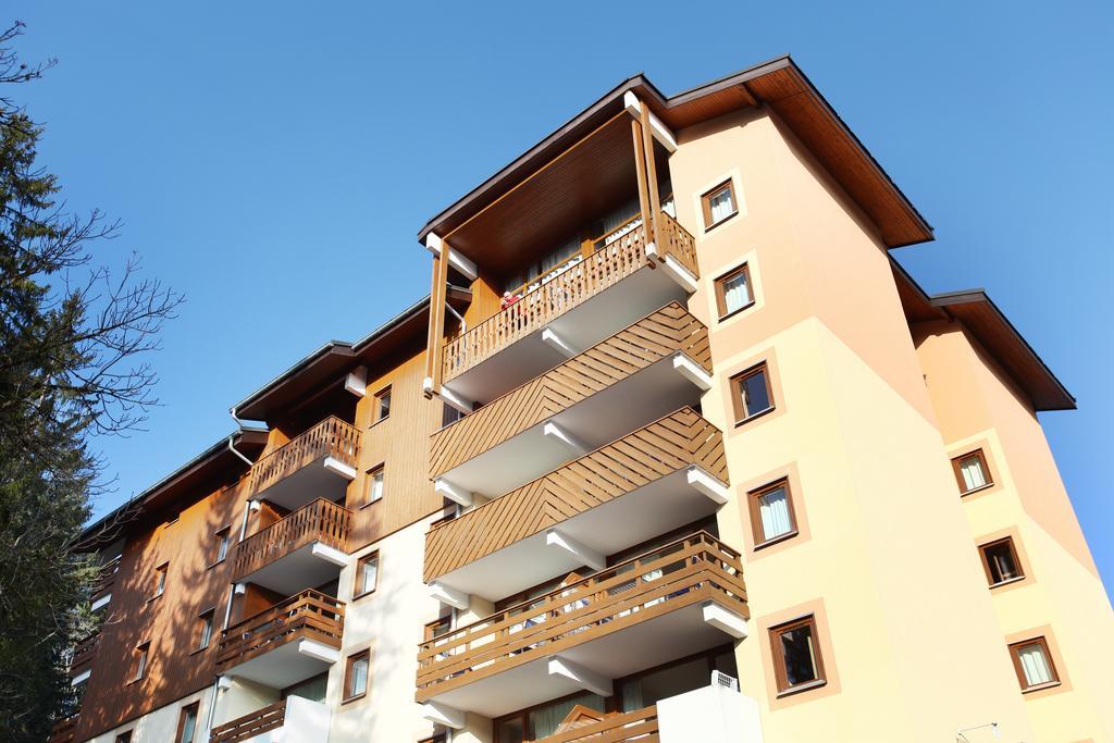 Residence Odalys Le Buet Morillon Exterior photo